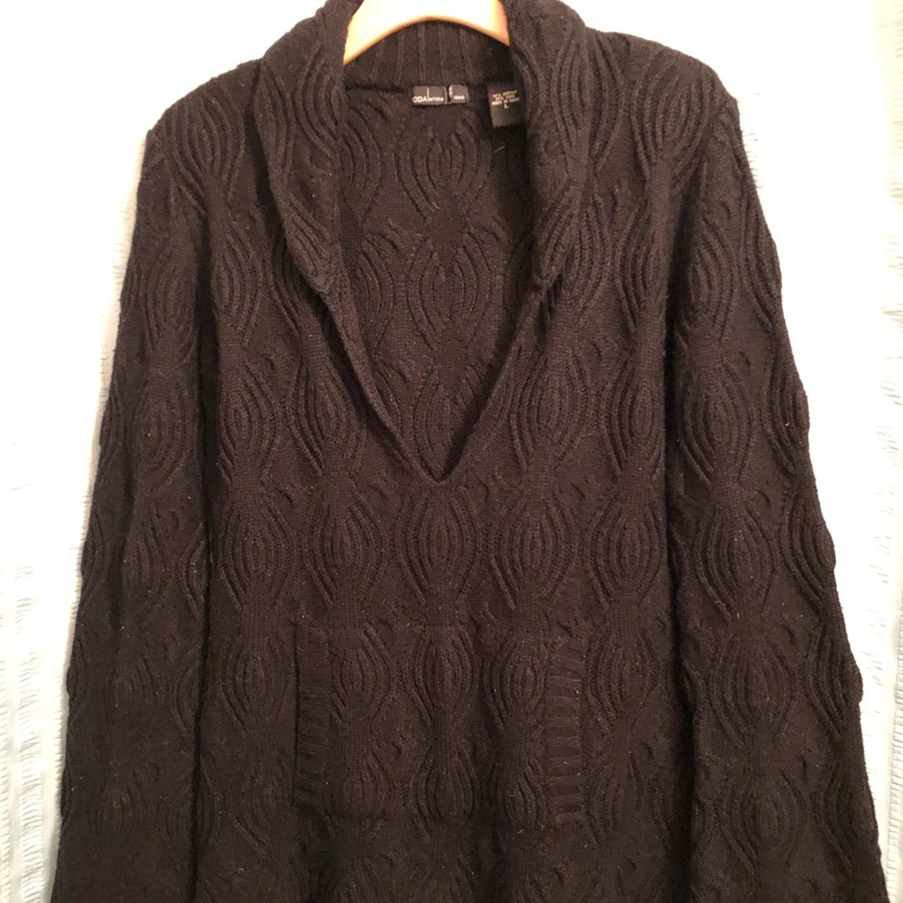 Moda International - Victoria's Secret Heavy Wool/Acrylic Black Sweater Large